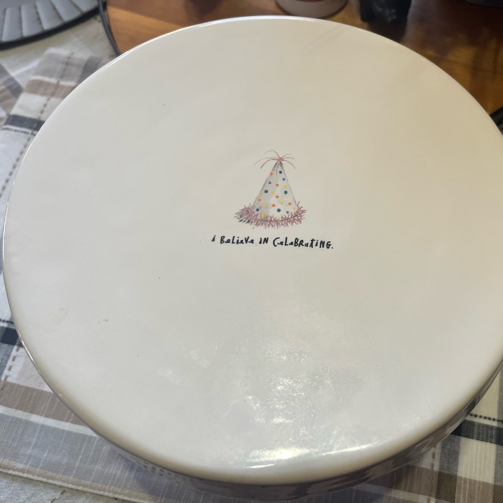 NWT Rae Dunn Cake Stand